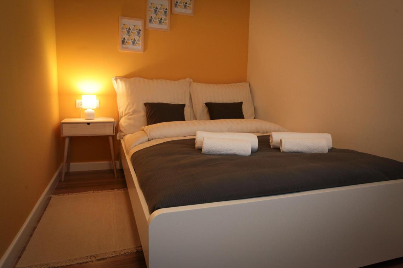 Airport Almaskert Panzio Bed and Breakfast Vecsés Εξωτερικό φωτογραφία