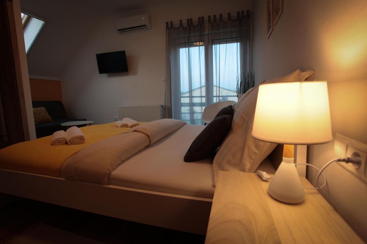 Airport Almaskert Panzio Bed and Breakfast Vecsés Εξωτερικό φωτογραφία