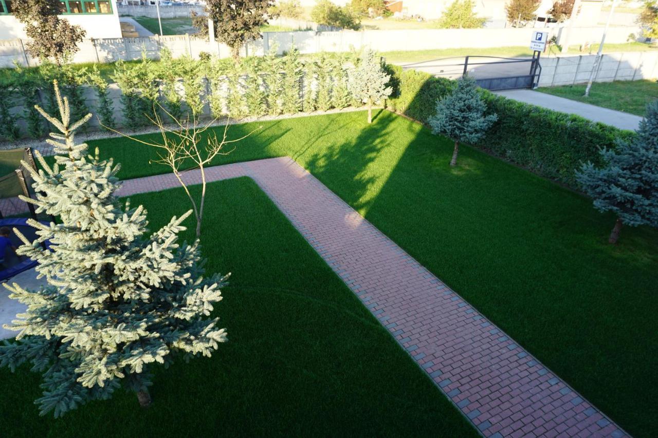 Airport Almaskert Panzio Bed and Breakfast Vecsés Εξωτερικό φωτογραφία