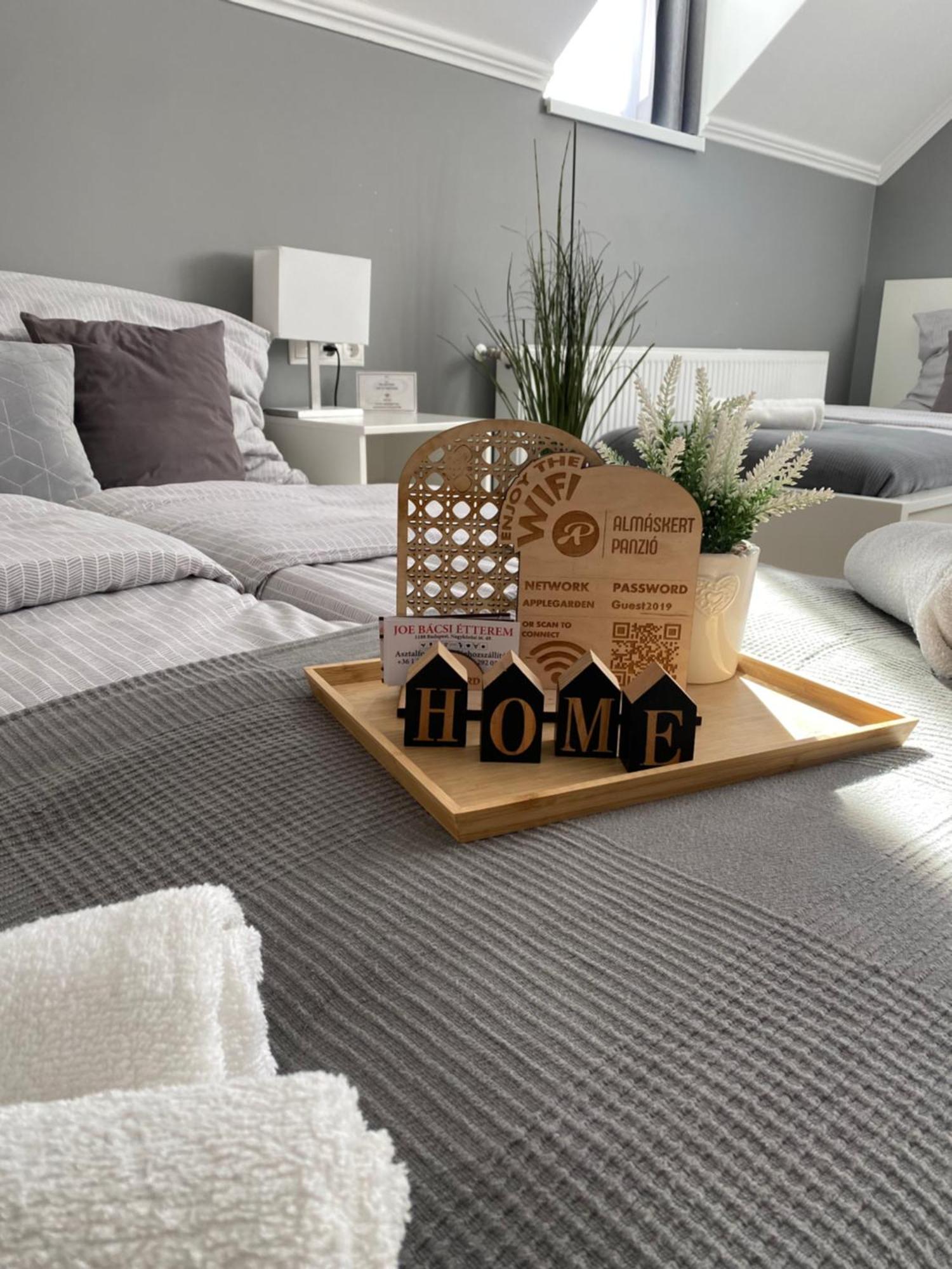 Airport Almaskert Panzio Bed and Breakfast Vecsés Εξωτερικό φωτογραφία